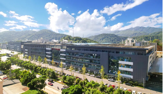 全國表彰丨盈華科技榮獲“全國工業(yè)和信息化系統(tǒng)先進(jìn)集體”稱號